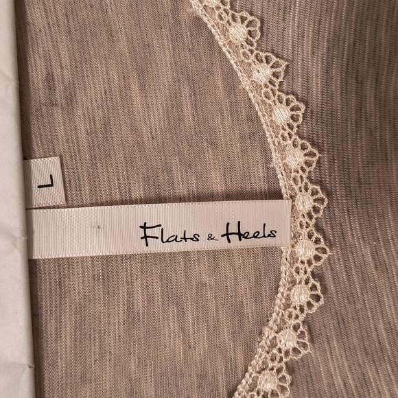 White Tan Top - Picture 2 of 3